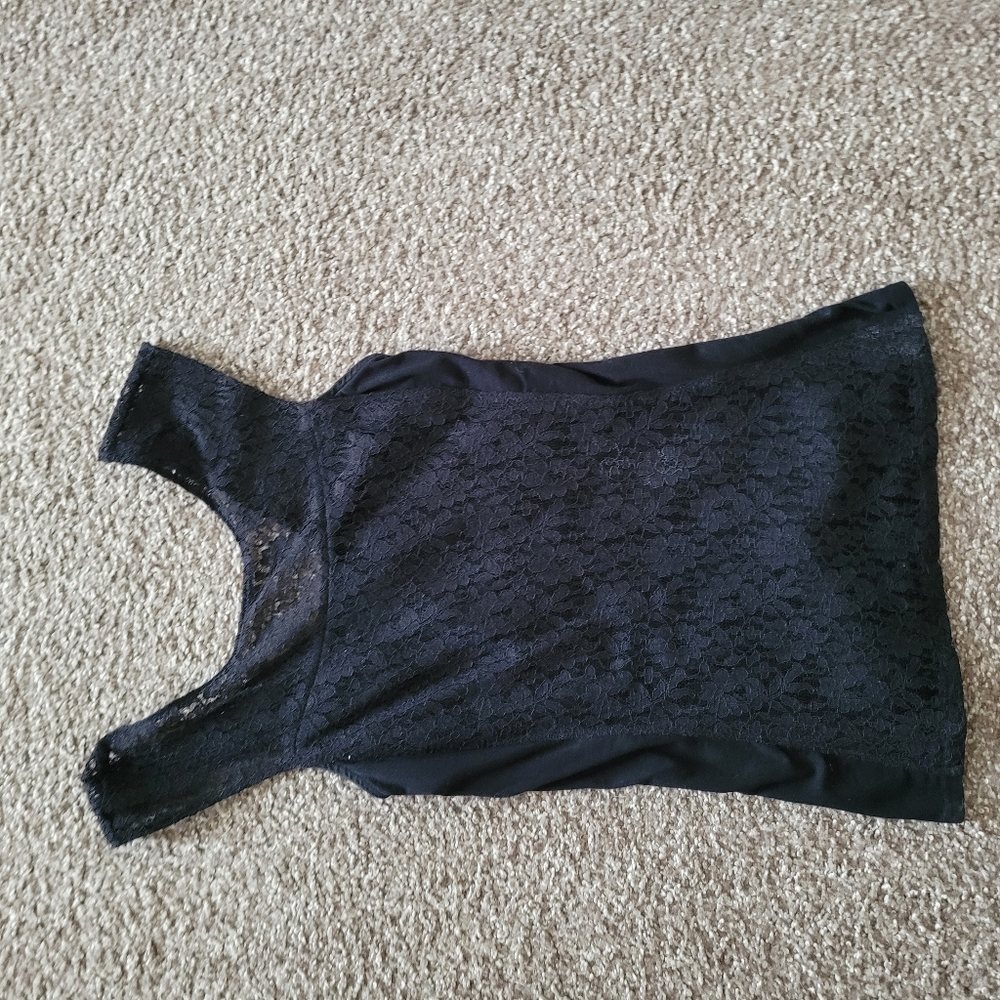 Black lacey express small tank top